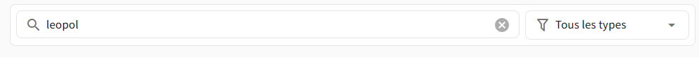 Barre de recherche et filtre par type côte à côte
