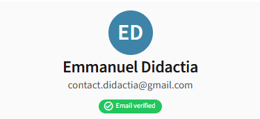 Zone d'en-tête avec avatar, nom et pastille verte Adresse e-mail vérifiée